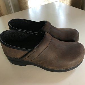 Dansko ladies' oiled Professional size 40
